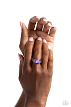 Load image into Gallery viewer, Sinuous Spotlight - Purple Ring