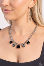 Load image into Gallery viewer, Alternating Audacity - Black Necklace
