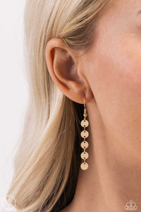 Reeling in Radiance - Gold Choker Necklace