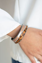 Load image into Gallery viewer, Flirtatiously Feline - Brown Bracelet