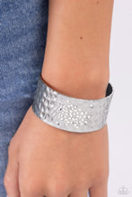 Load image into Gallery viewer, Speckled Sparkle - White Bracelet