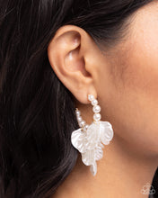 Load image into Gallery viewer, Frilly Feature - Gold Hoop Earrings