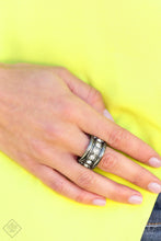 Load image into Gallery viewer, Dauntless Shine - Black Gunmetal Ring