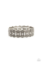 Load image into Gallery viewer, Rapturous Romance - White Bracelet