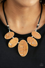 Load image into Gallery viewer, Natures Finest - Gold Necklace