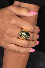 Load image into Gallery viewer, Gold Leaf Glam - Black Ring