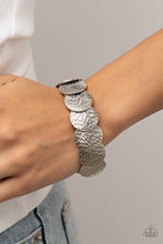 Load image into Gallery viewer, Radioactive Reflections - Silver Bracelet