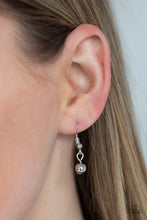 Load image into Gallery viewer, Ring Leader Radiance - Silver Necklace