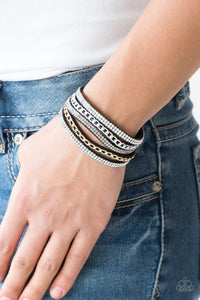 Fashion Fiend - Black Snap Bracelet