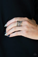 Load image into Gallery viewer, Stage Struck - Green Ring