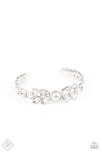 Load image into Gallery viewer, Regal Reminiscence - White Bracelet
